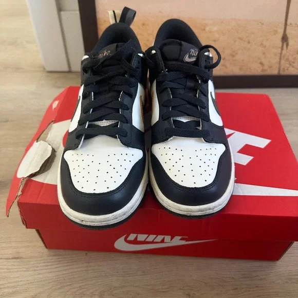 Nike Dunk Low SE - Picture 3 of 6